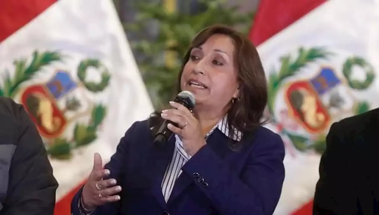 Dina Boluarte, la primera presidenta en la historia del Perú: “Convoco a la unidad de todos”