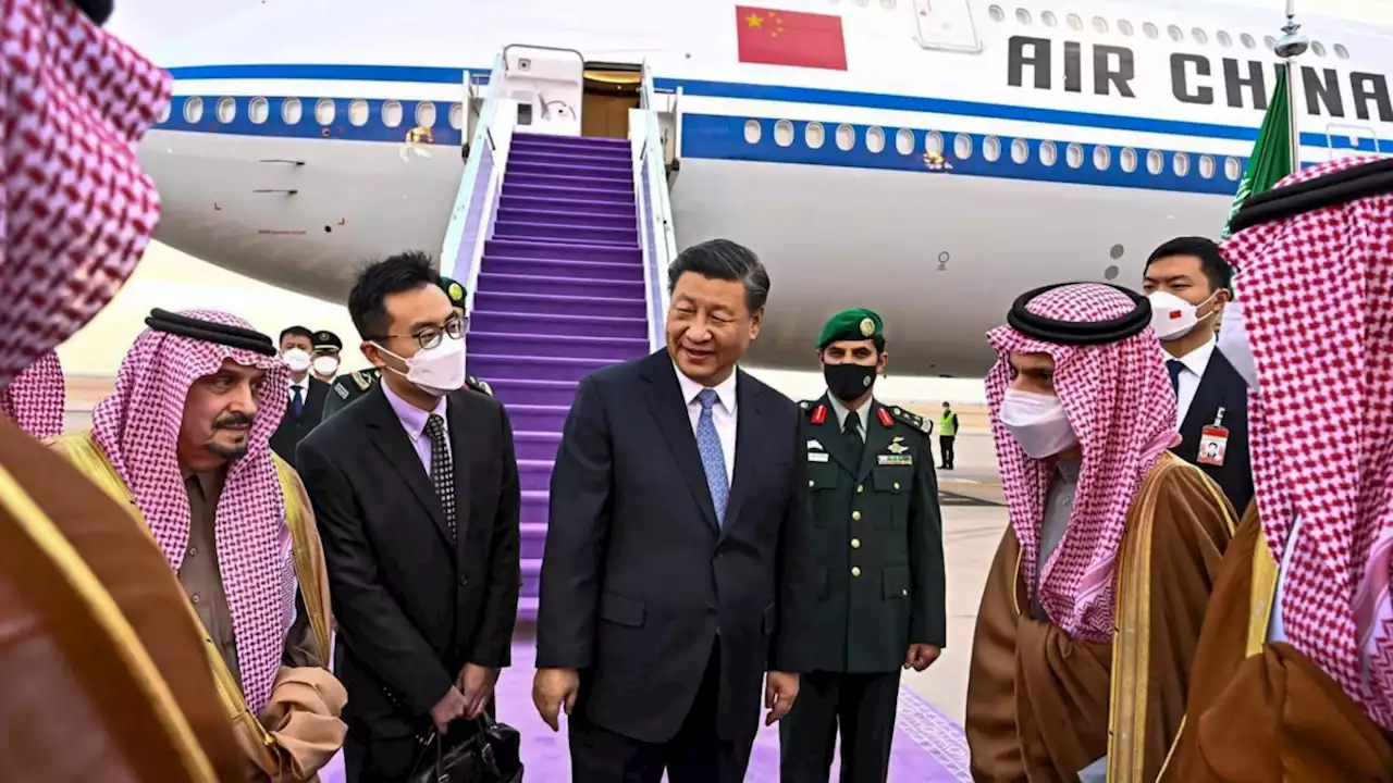 Perkuat Hubungan, Xi Jinping Melawat ke Arab Saudi