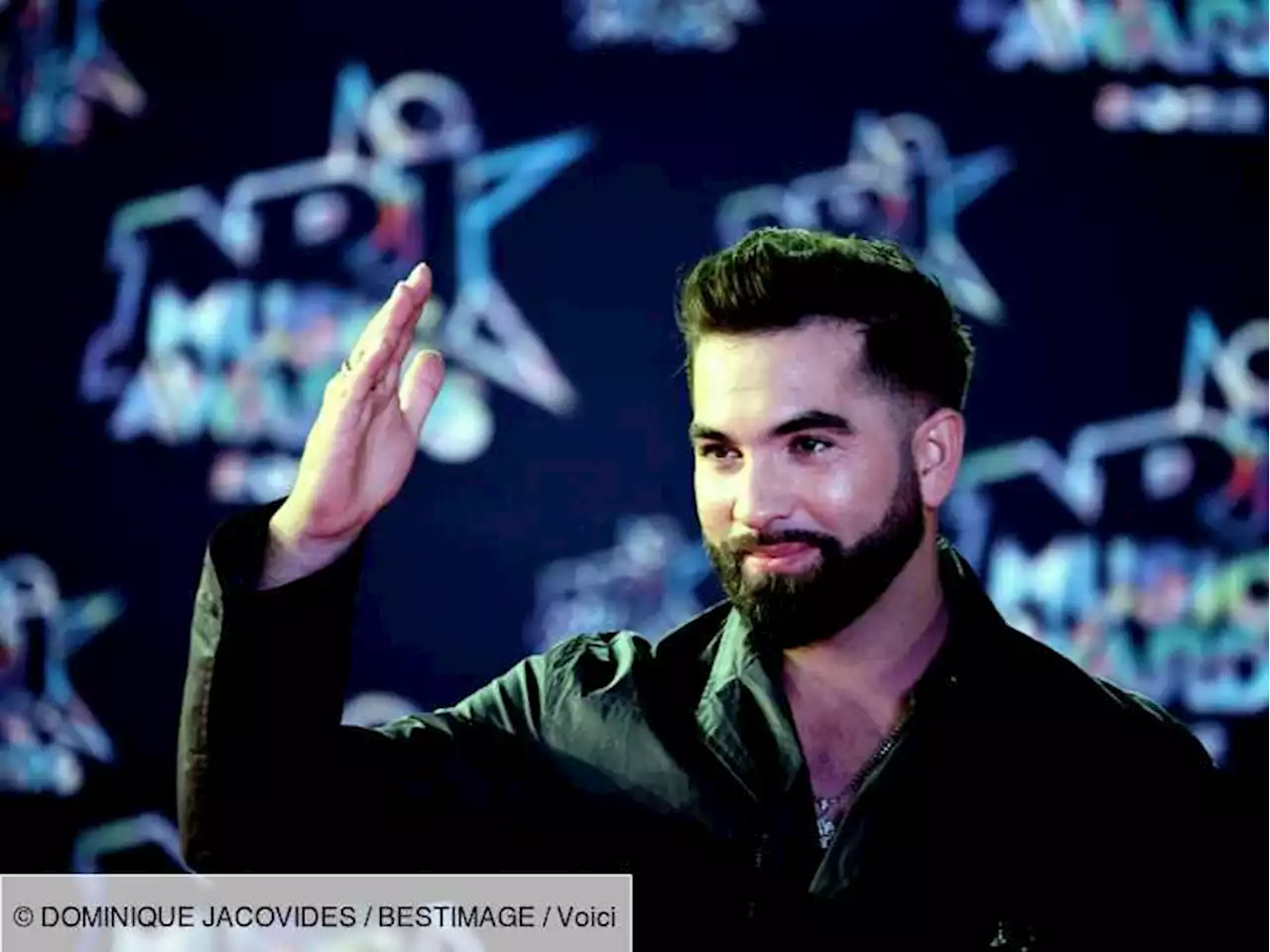 Kendji Girac : cette apparition remarquée du chanteur à l'Elysée - Voici