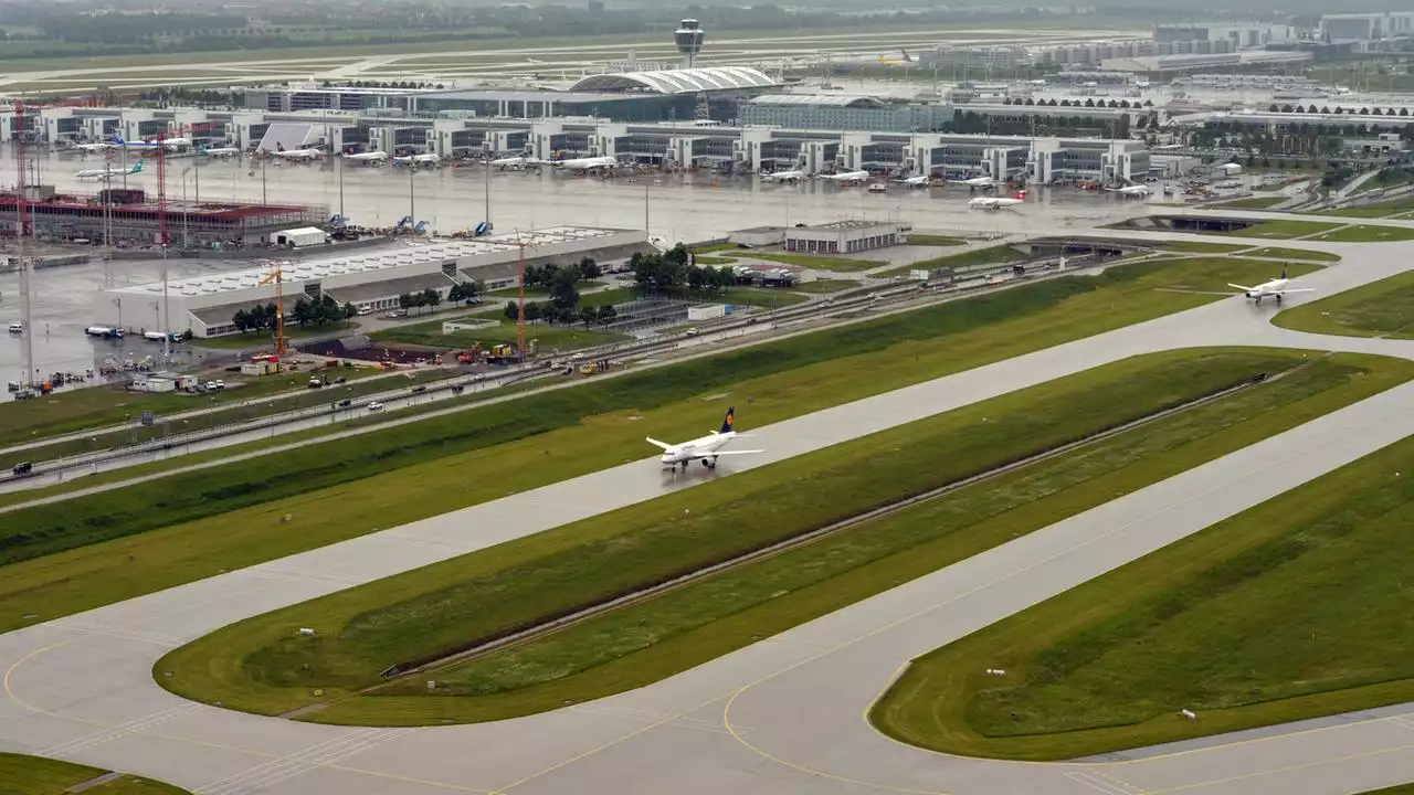 Münchner Flughafen: Landebahn wegen Klimaprotest gesperrt