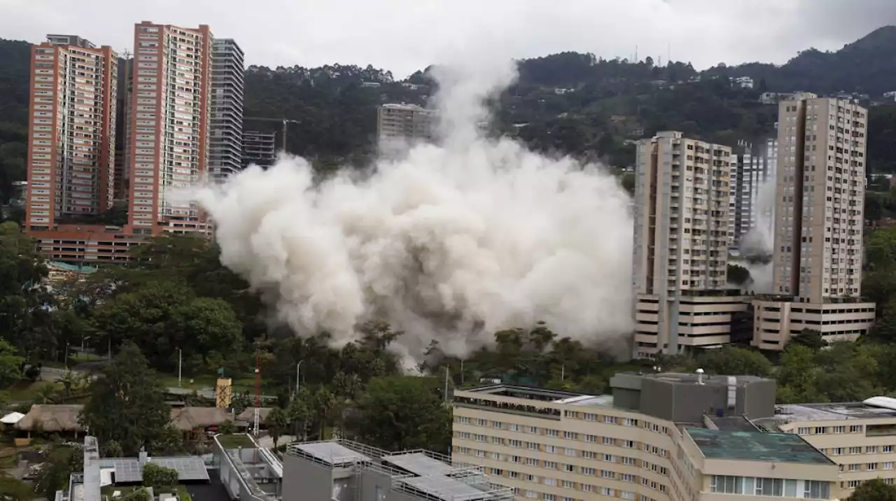 “Es la caída de un símbolo de corrupción”: Quintero tras implosión del Continental Towers