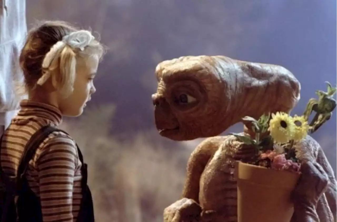 40 después, Drew Barrymore revela un genial secreto sobre ‘E.T.’: «Pensaba que era real»