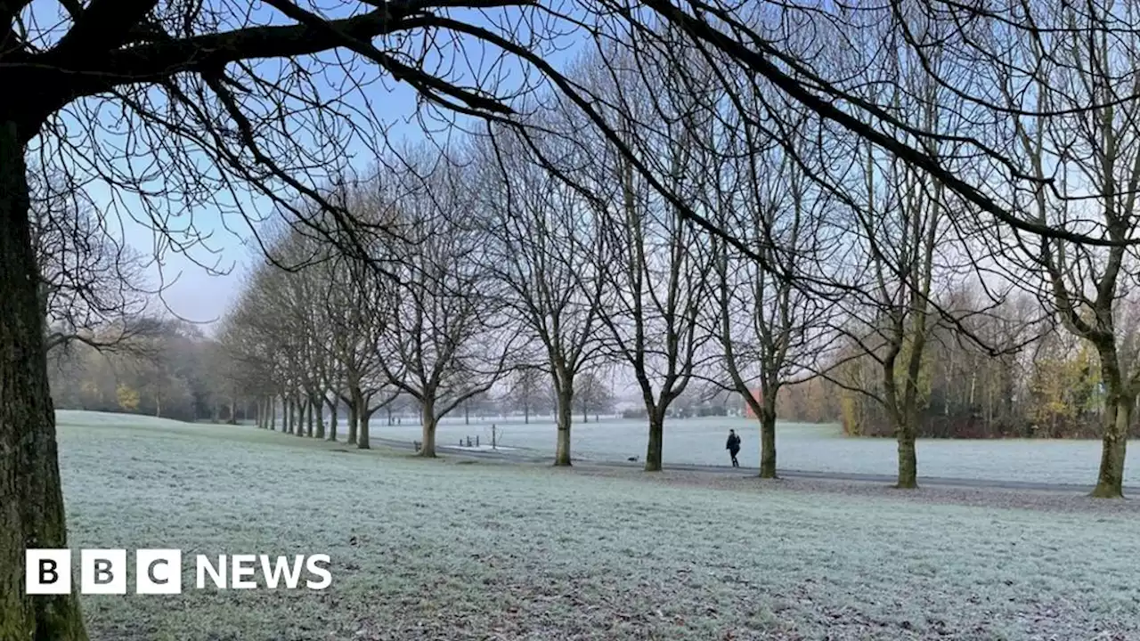 Cold weather: Northern Ireland ice warning extended until Sunday