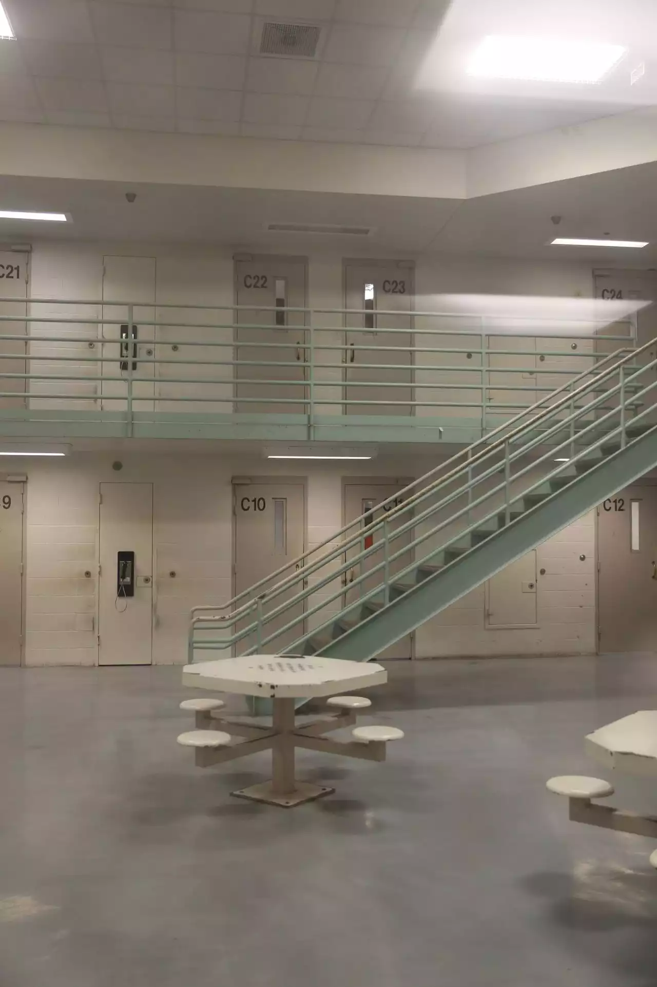 Man dies while in custody at the Cuyahoga County Jail