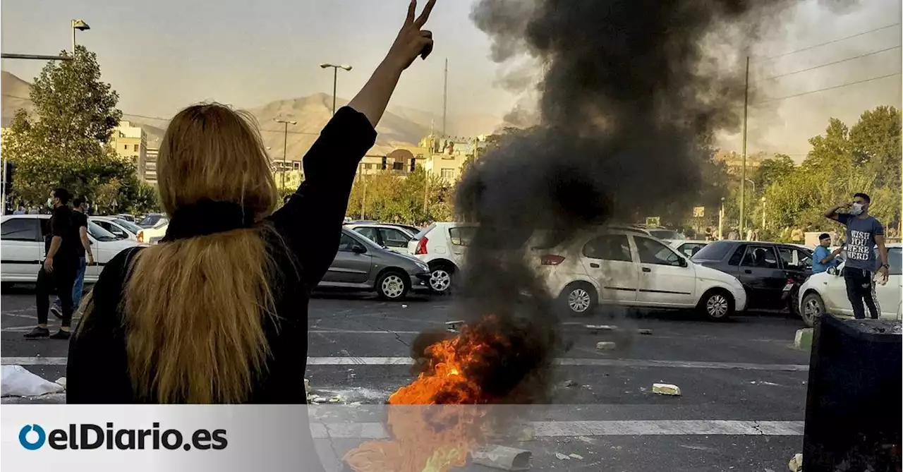 Las fuerzas de seguridad están disparando con perdigones a la cara y a los genitales de las manifestantes en Irán