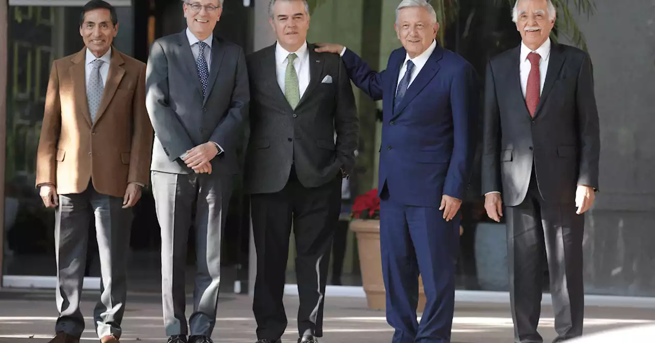 México tendrá más inversión y empleos en 2023, afirma AMLO tras reunión con empresarios del CMN