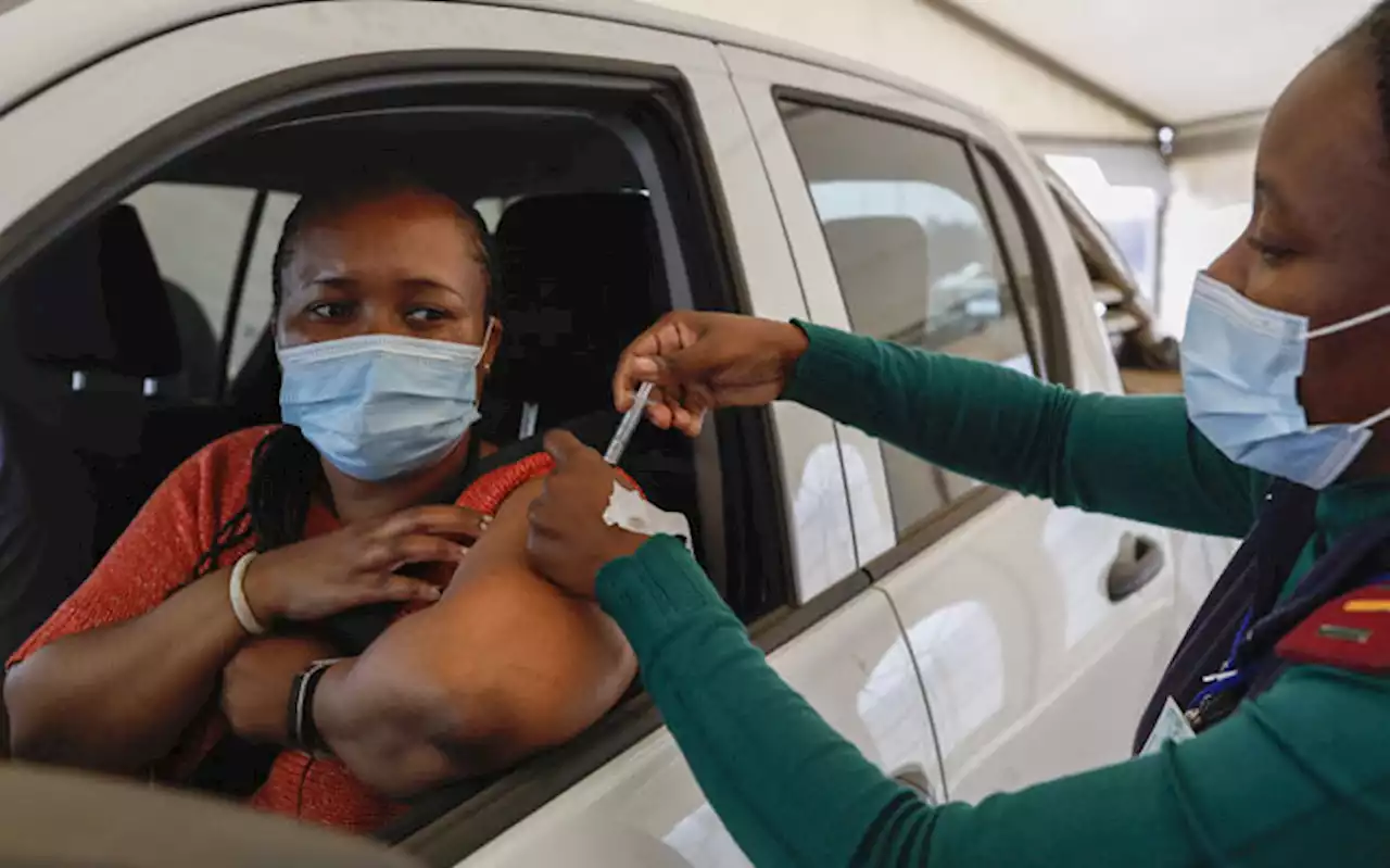 Phaahla urges South Africans to get COVID vaccine booster