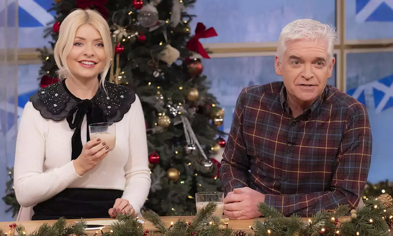 This Morning viewers confused after Holly Willoughby and Phillip Schofield make appearance on Friday show