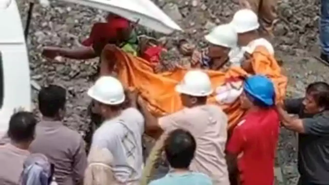 Lubang Tambang Batubara di Sawahlunto Meledak, Tim Rescue Lakukan Evakuasi