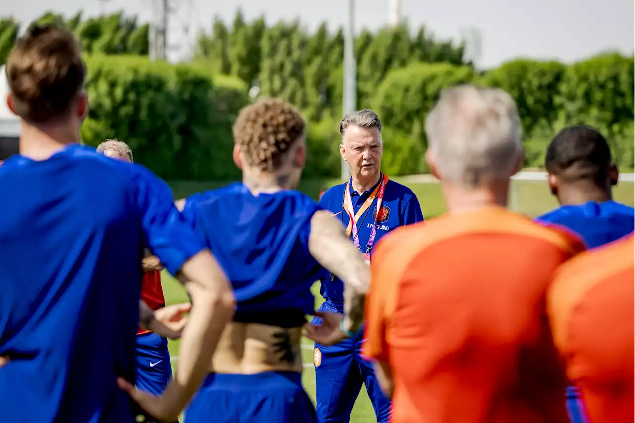 Belanda vs Argentina: Louis van Gaal Sedang Bersedih Gegara Mantan Anak Didiknya