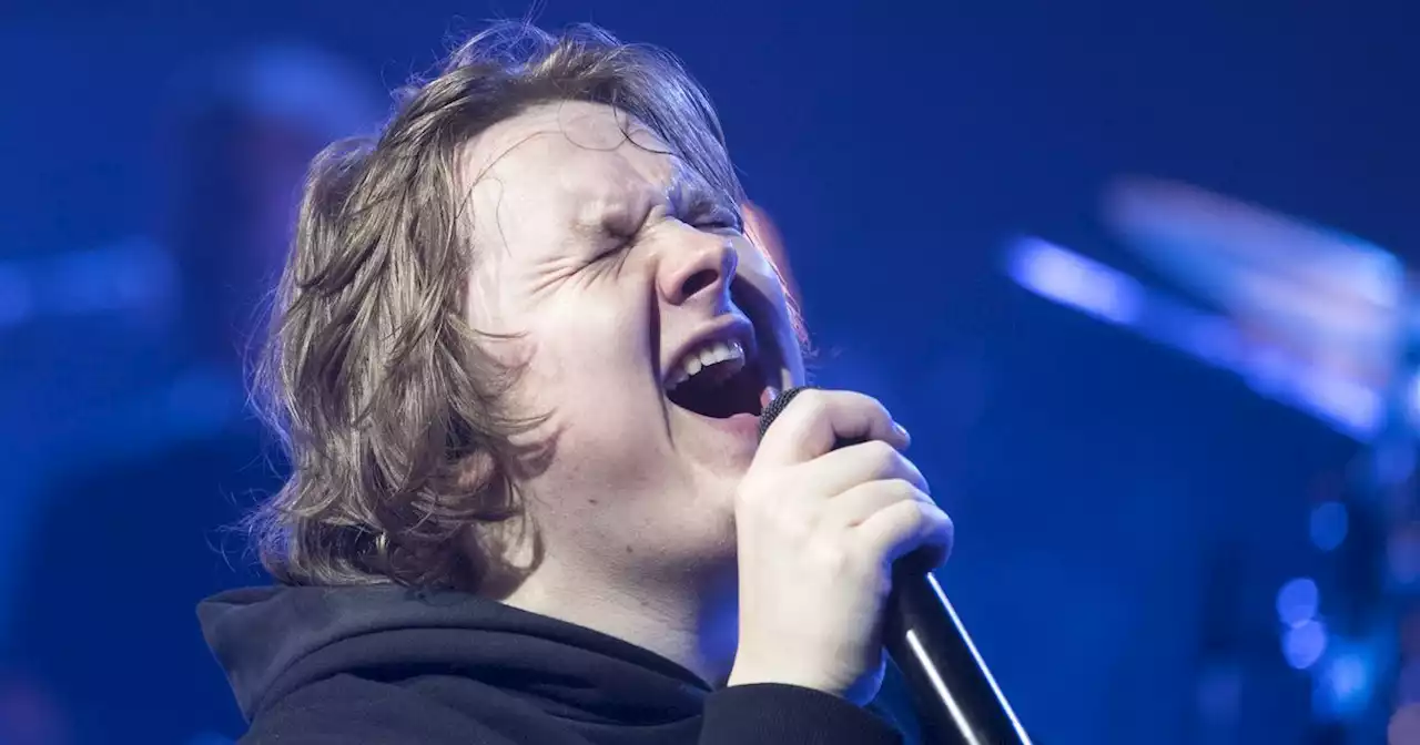 Lewis Capaldi fires message to critics following Leeds Fest announcement