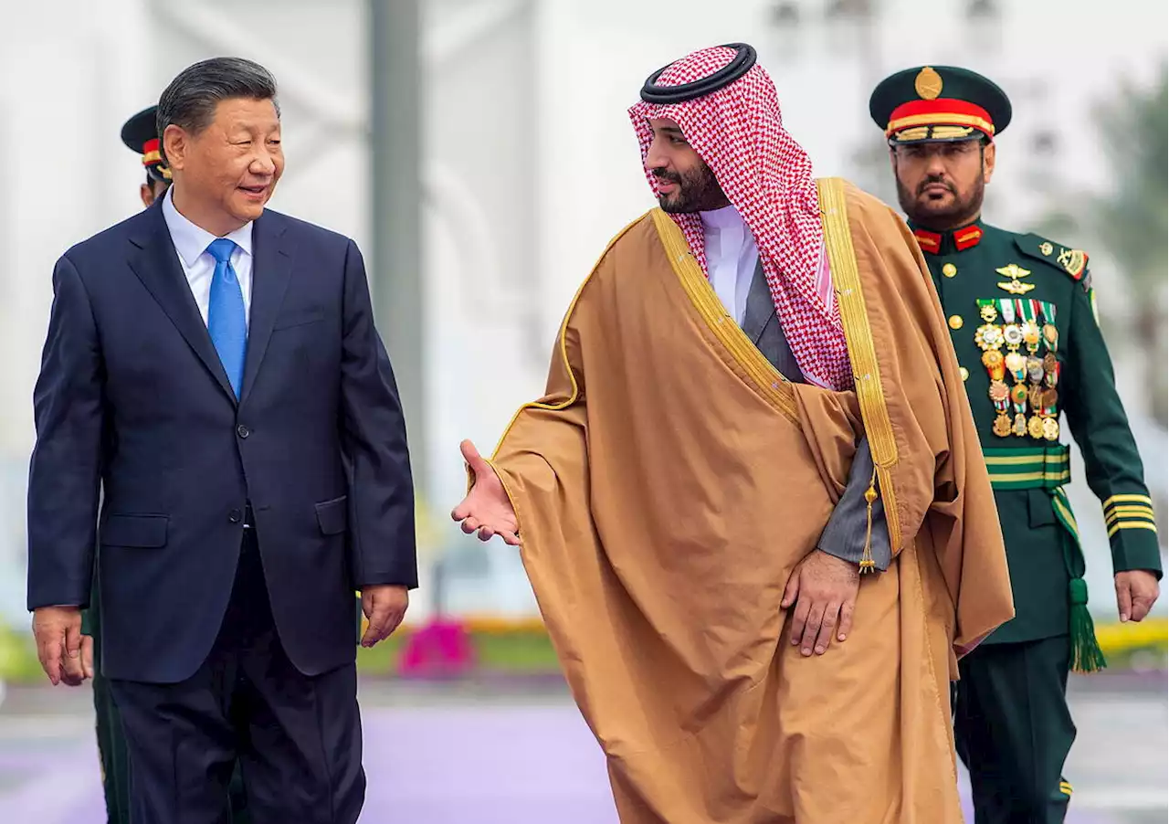 En visite en Arabie Saoudite, Xi Jinping scelle son amitié avec le monde arabe