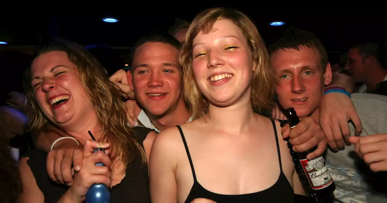 Lost pics show nights out inside one Rochdale nightclub in the 00s