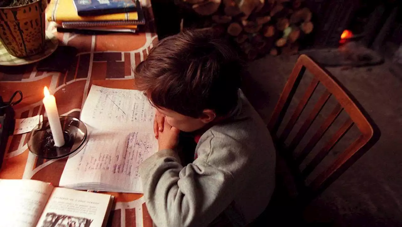 Coupures d'électricité dans les écoles : fermetures, protocole... ce qui attend les élèves en cas de délestage