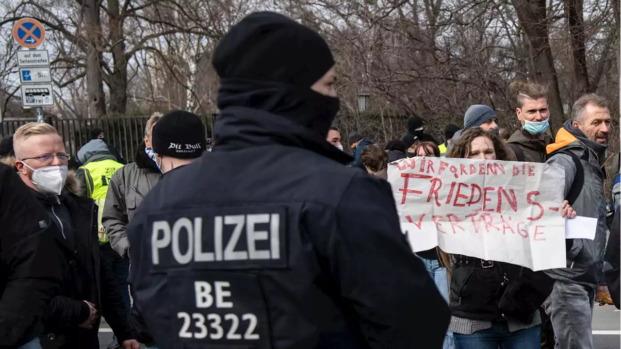 German far-right groups becoming increasingly organized, says a historian