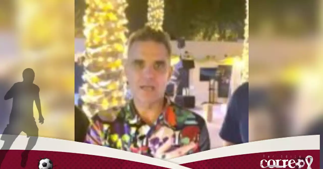 Robbie Williams cantó para animar a su Selección - Periódico Correo - Noticias del Estado Guanajuato