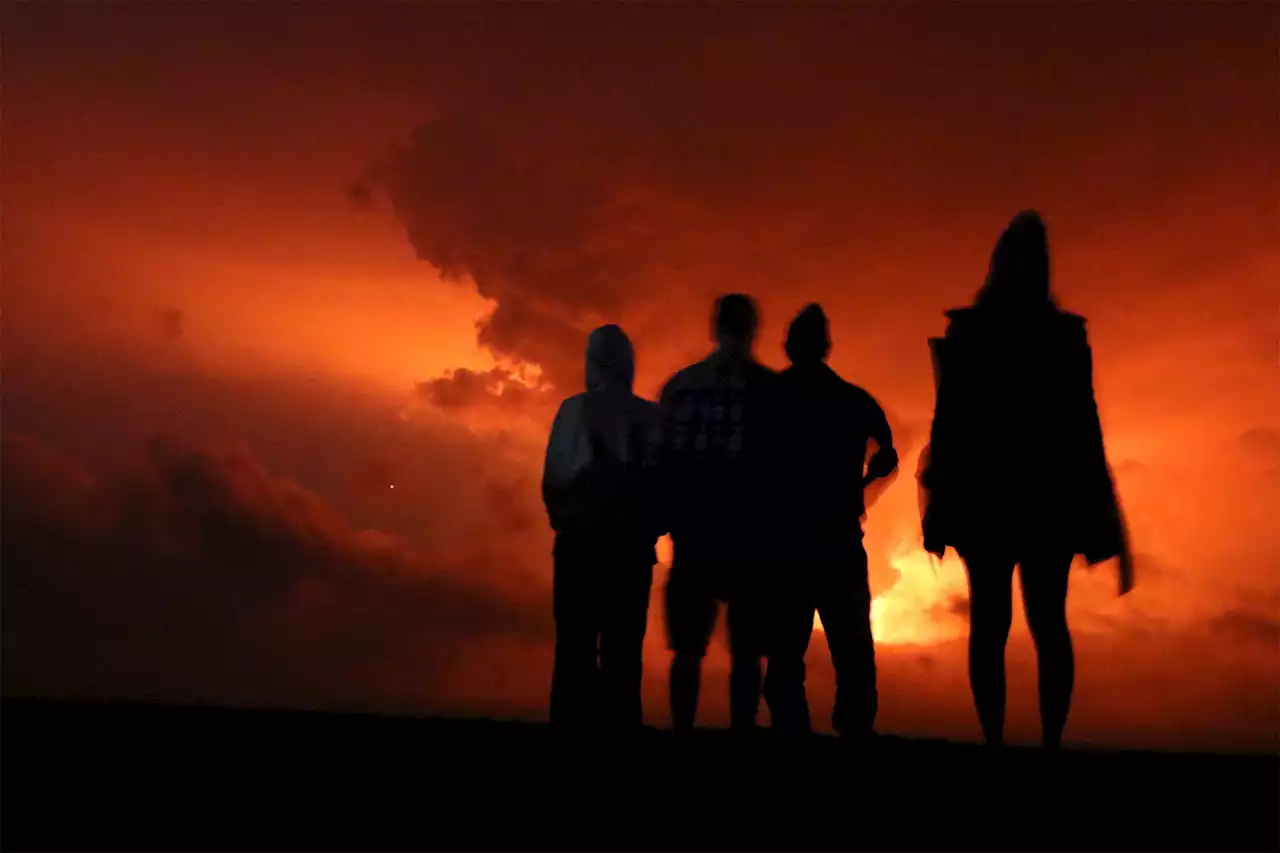 Hawaii mayor asks people to stop throwing marshmallows into lava