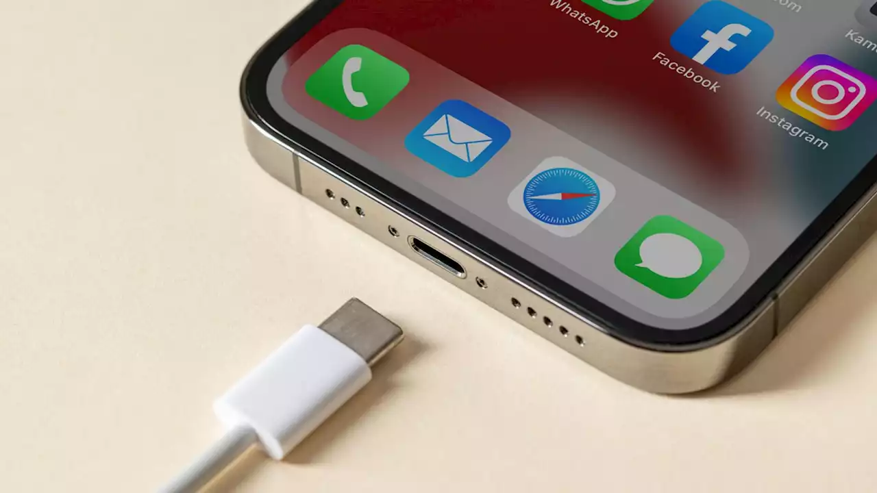 Apple given deadline for swapping iPhone lightning port for USB-C