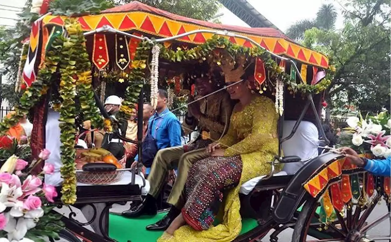 Kirab Pengantin Jawa, Simbol Kedekatan Penguasa & Rakyat