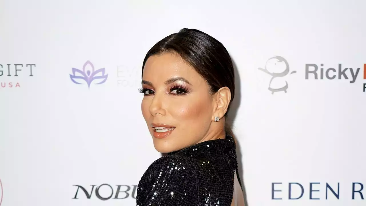 Los botines de tacón que Eva Longoria llevó en su casa, tú los podrás llevar en una posada