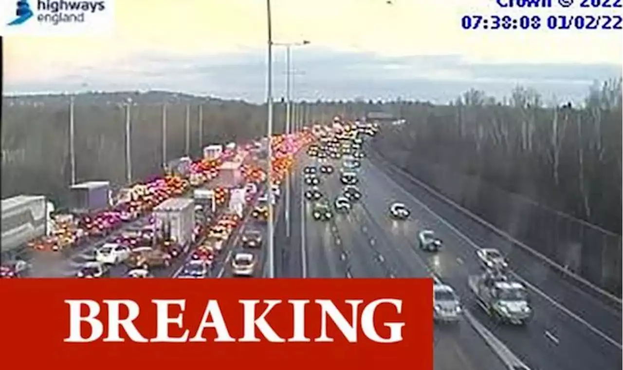 Severe M25 traffic after crash leads to closure of two lanes