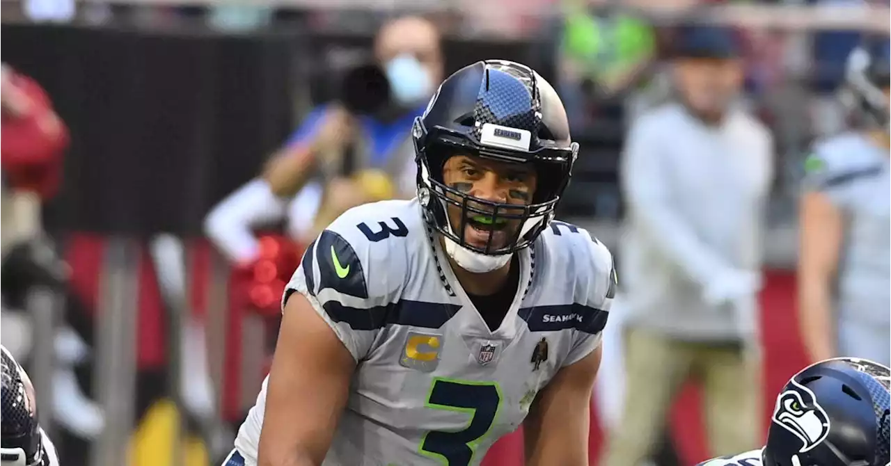 Former Seahawks Cliff Avril and K.J. Wright weigh in on Russell Wilson’s contract