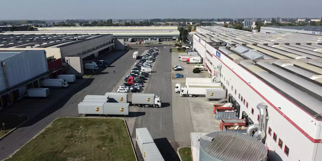 Il tentativo di limitare lo sfruttamento nella logistica a Bologna - Il Post