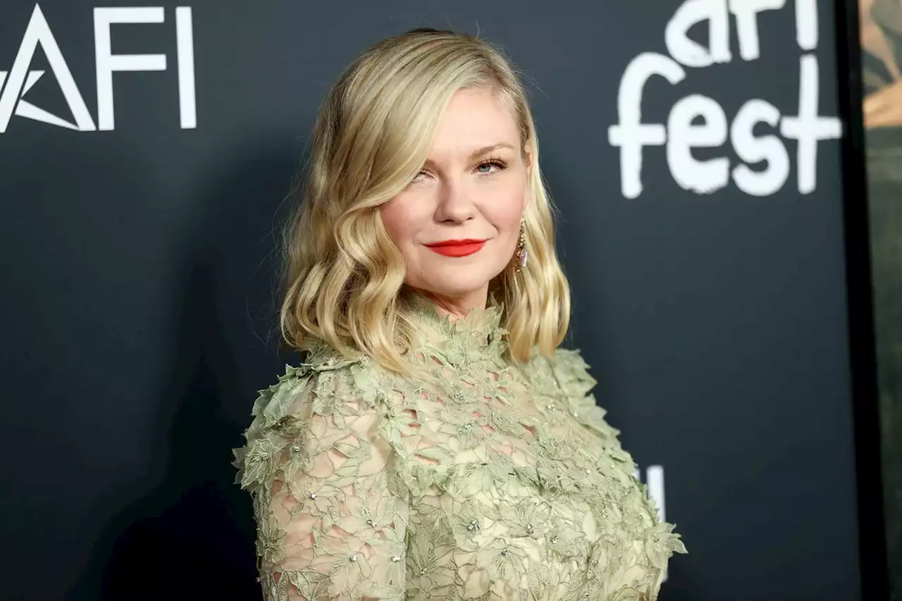 Kirsten Dunst Felt 'Overwhelmed' During Nude Scenes In 'Marie Antoinette'