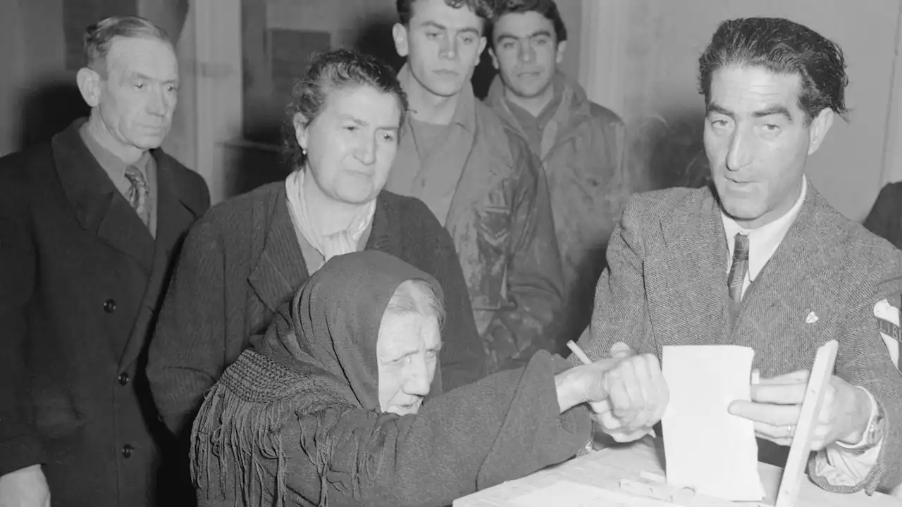 Primo febbraio 1945, il consiglio dei ministri concede per la prima volta il voto alle donne