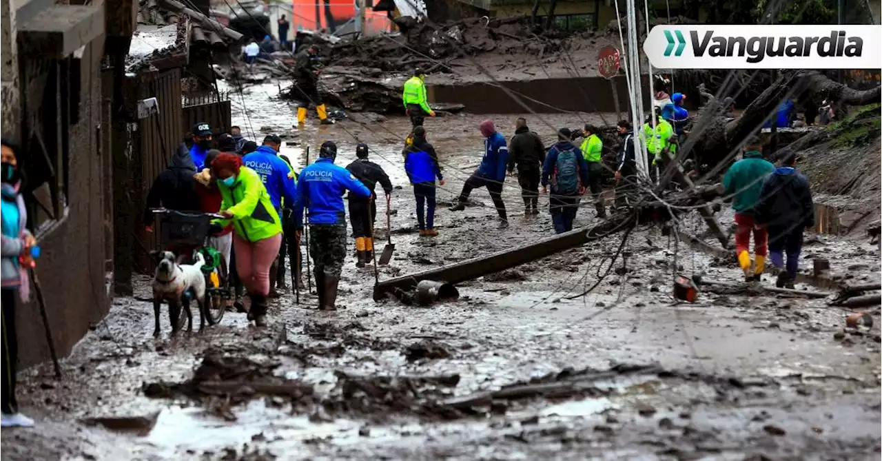 Video capta la avalancha que dejó 18 muertos y 30 heridos en Quito