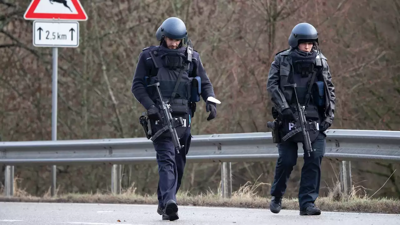 Polizisten erschossen: Tatverdächtige kommen vor Haftrichter