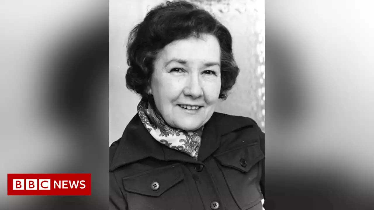 Elaine Morgan statue to be unveiled in Mountain Ash