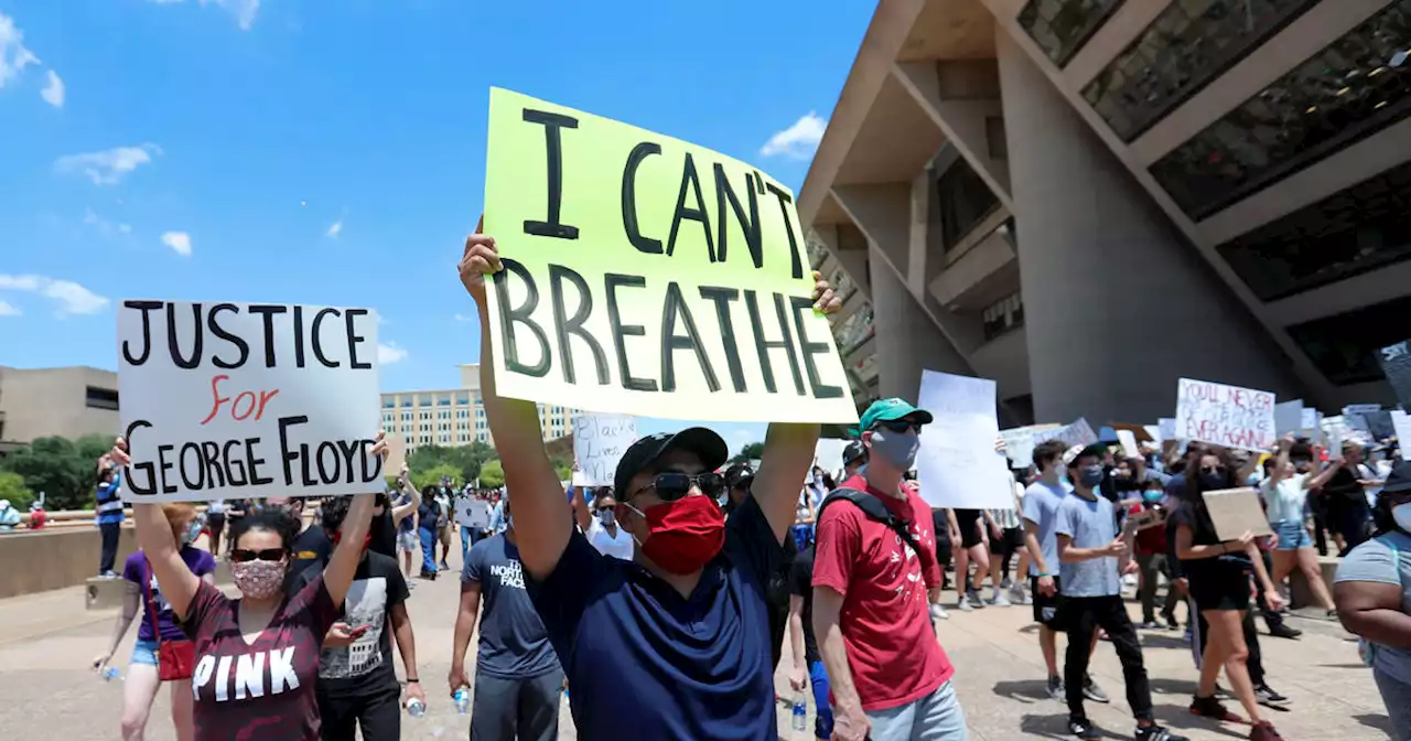 Two Dallas officers charged with assaulting people during 2020 George Floyd protests