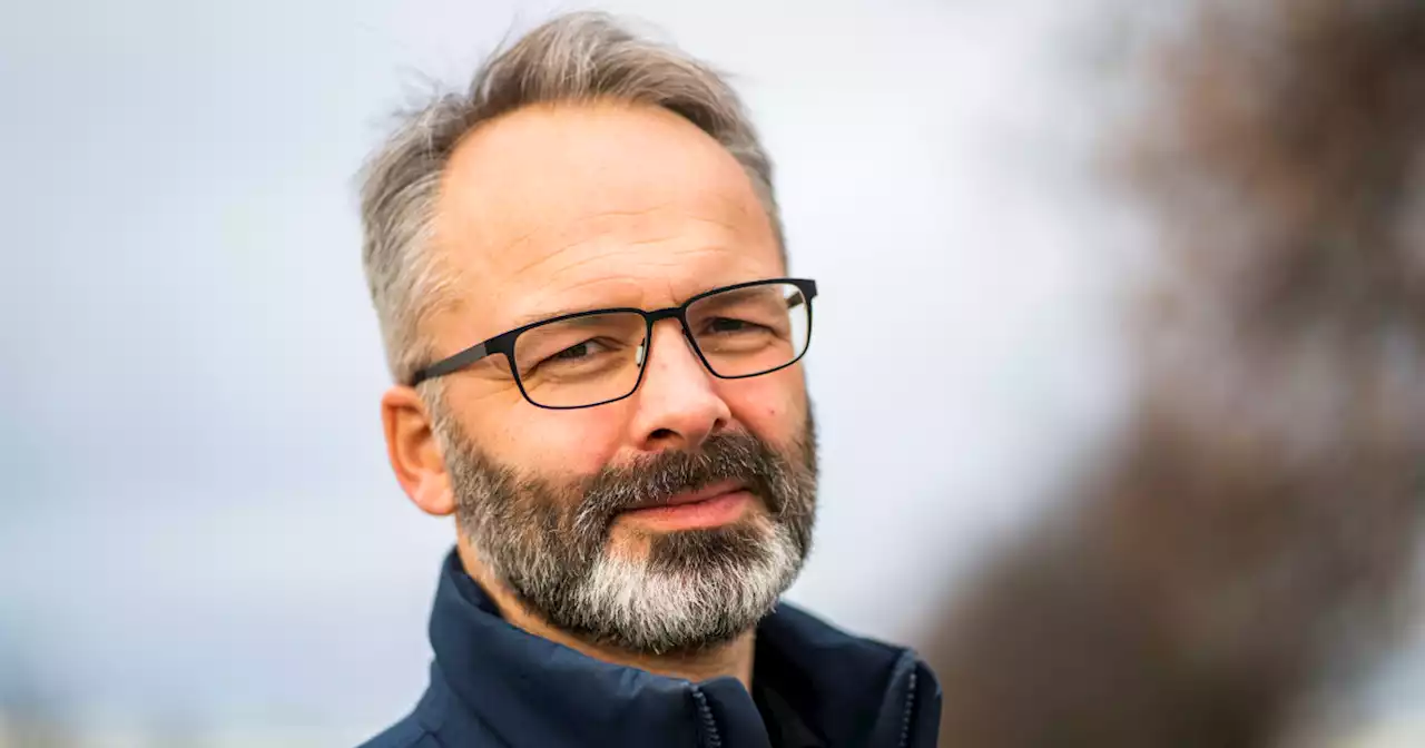 Krever full gjenåpning