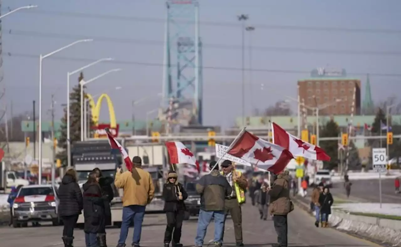 Trudeau califica de 'inaceptables' las protestas en Canadá