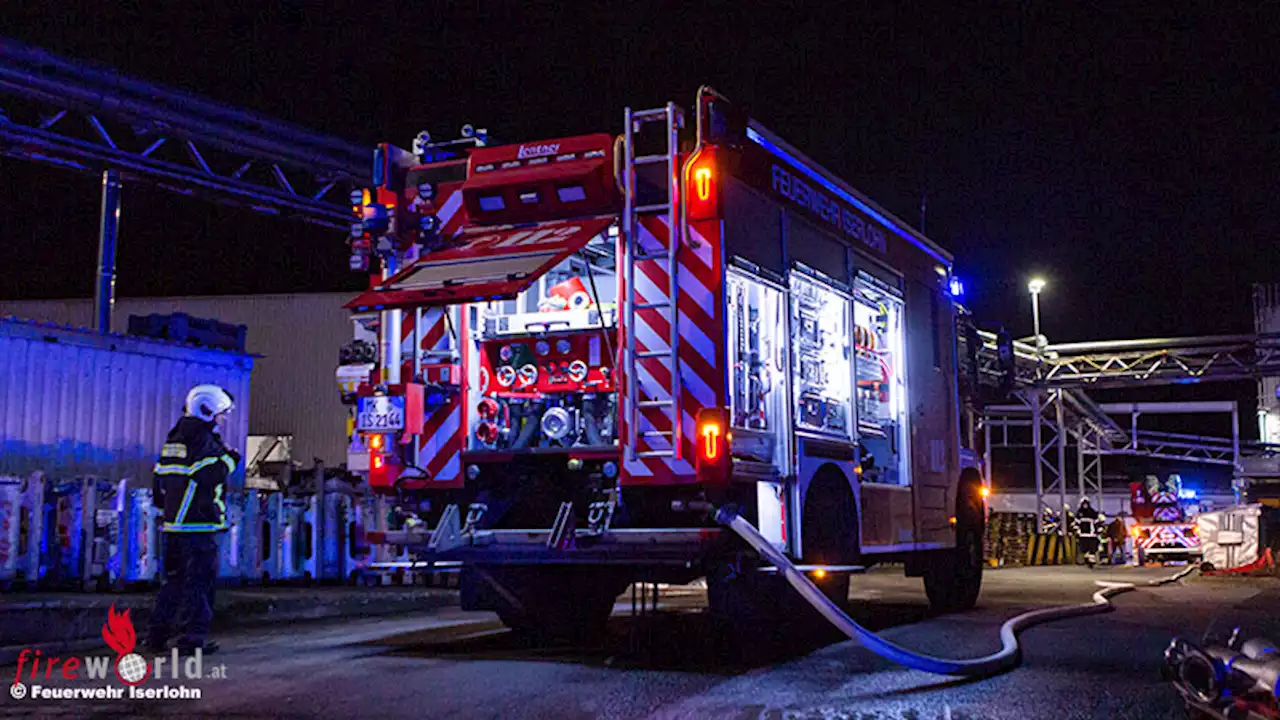 D: Austritt einer Elektrolytlösung in einem Labor sorgt für Feuerwehreinsatz in Iserlohn