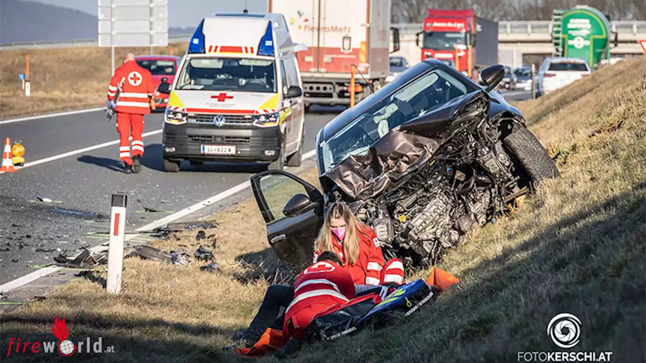 Oö: Kollision nach mehreren Fahrmanövern auf der B 139 in Pasching