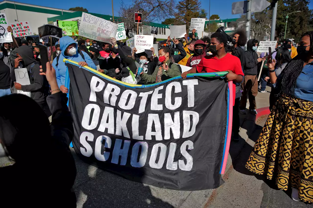 Oakland To Close 7 Public Schools Despite Protests By Community