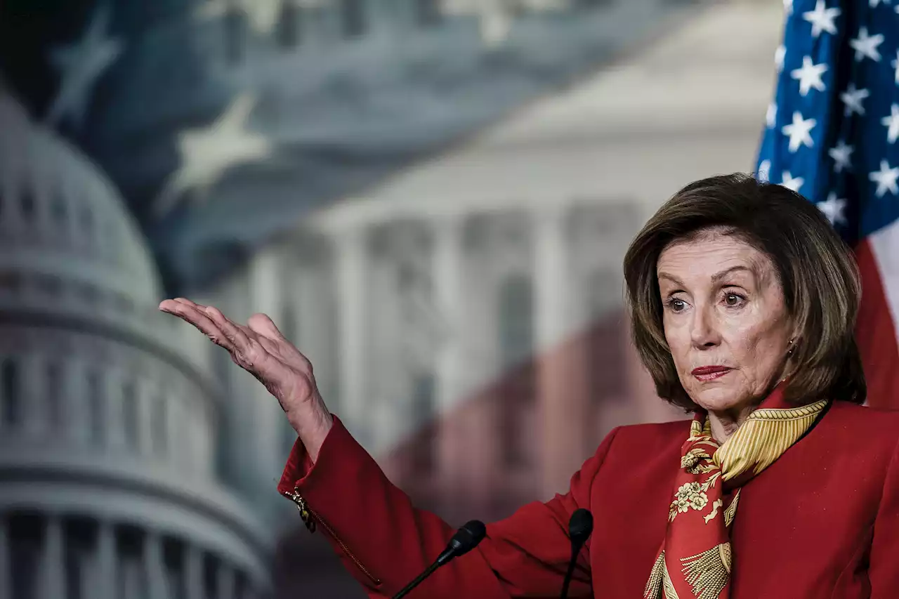 Pelosi Says Democrats Expect Proposals 'Soon' For A Ban On Stock Trading