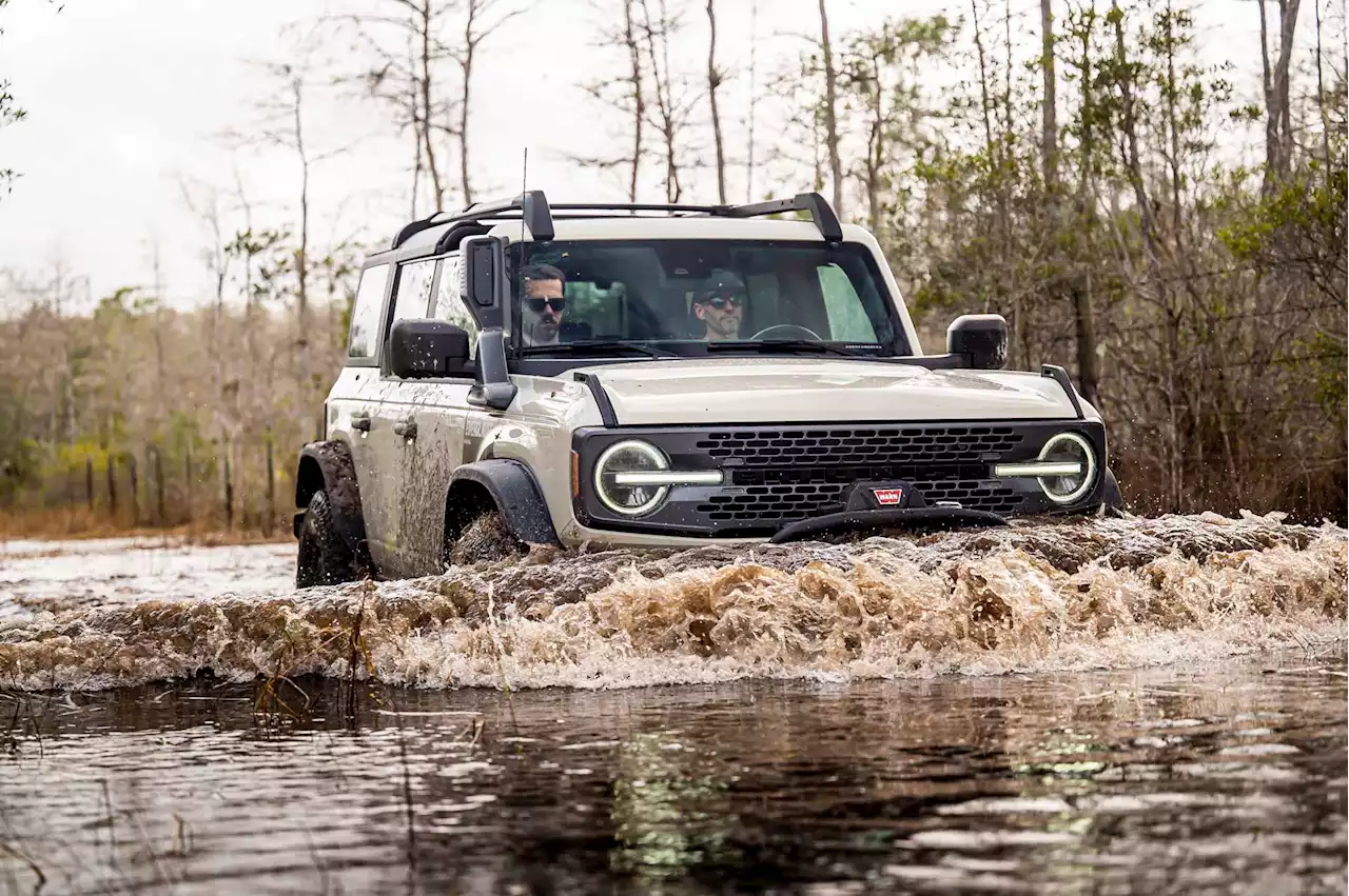 Preview: 2022 Ford Bronco Everglades revealed with snorkel and Warn winch