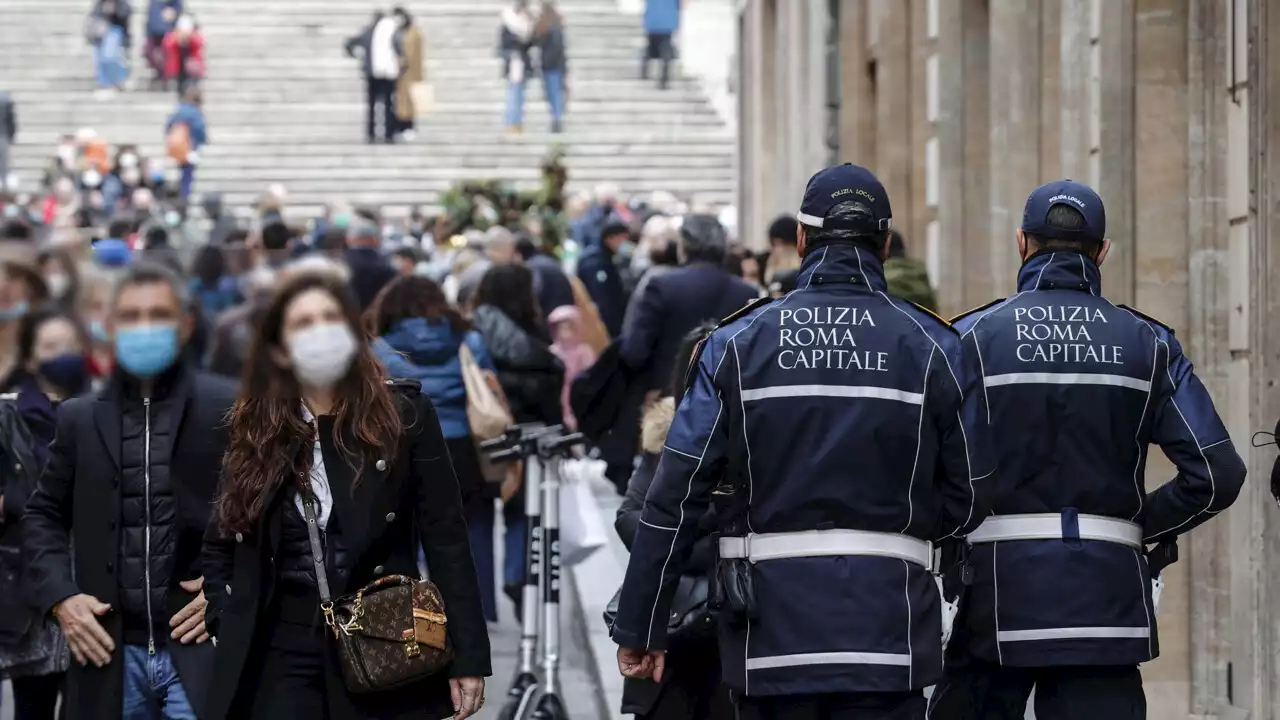 Mascherine e green pass, l'addio graduale: tutte le date verso il ritorno alla normalità