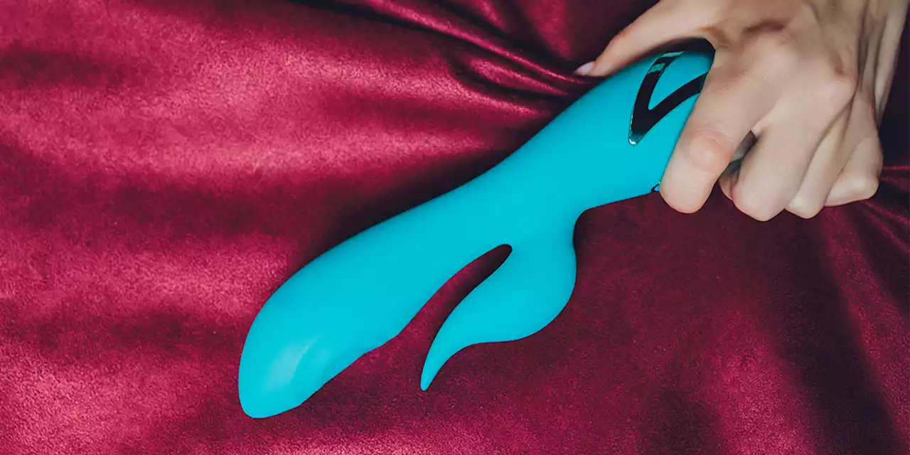 15 Rabbit Vibrators That Provide You Double the Sensation