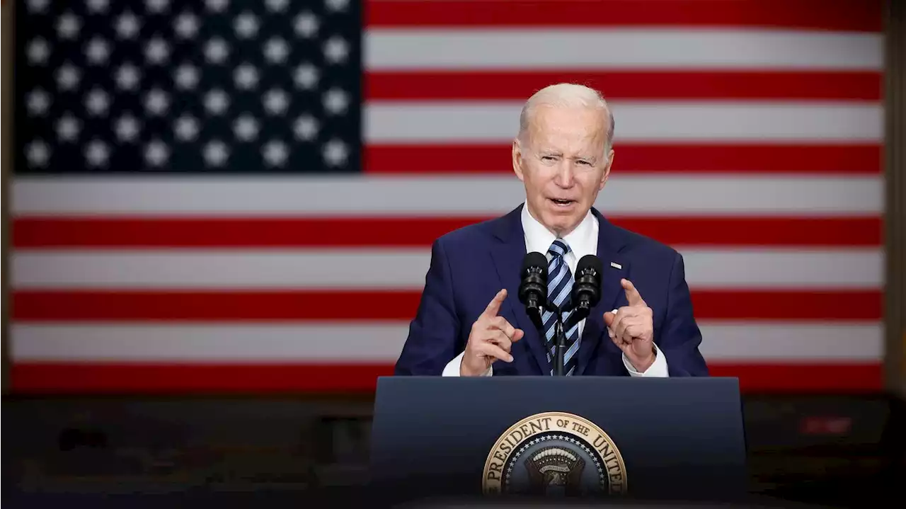 Biden urges Americans in Ukraine: 'Leave now'