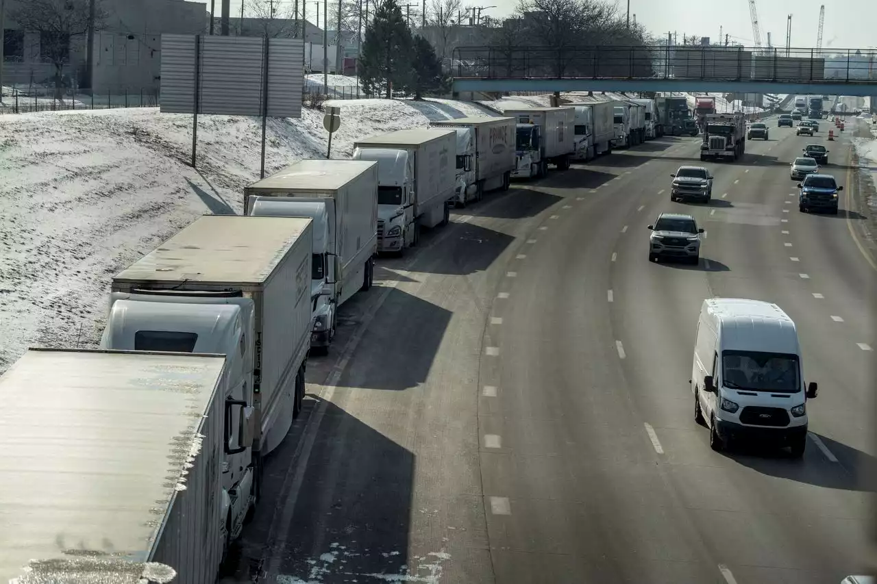 U.S. pushing Canada to take action on trucker blockade