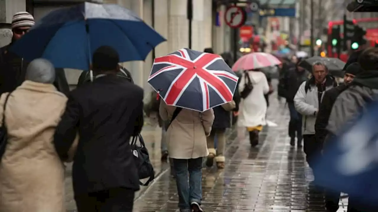 UK economy grew 7.5% in 2021, mostly recovering from its pandemic plunge