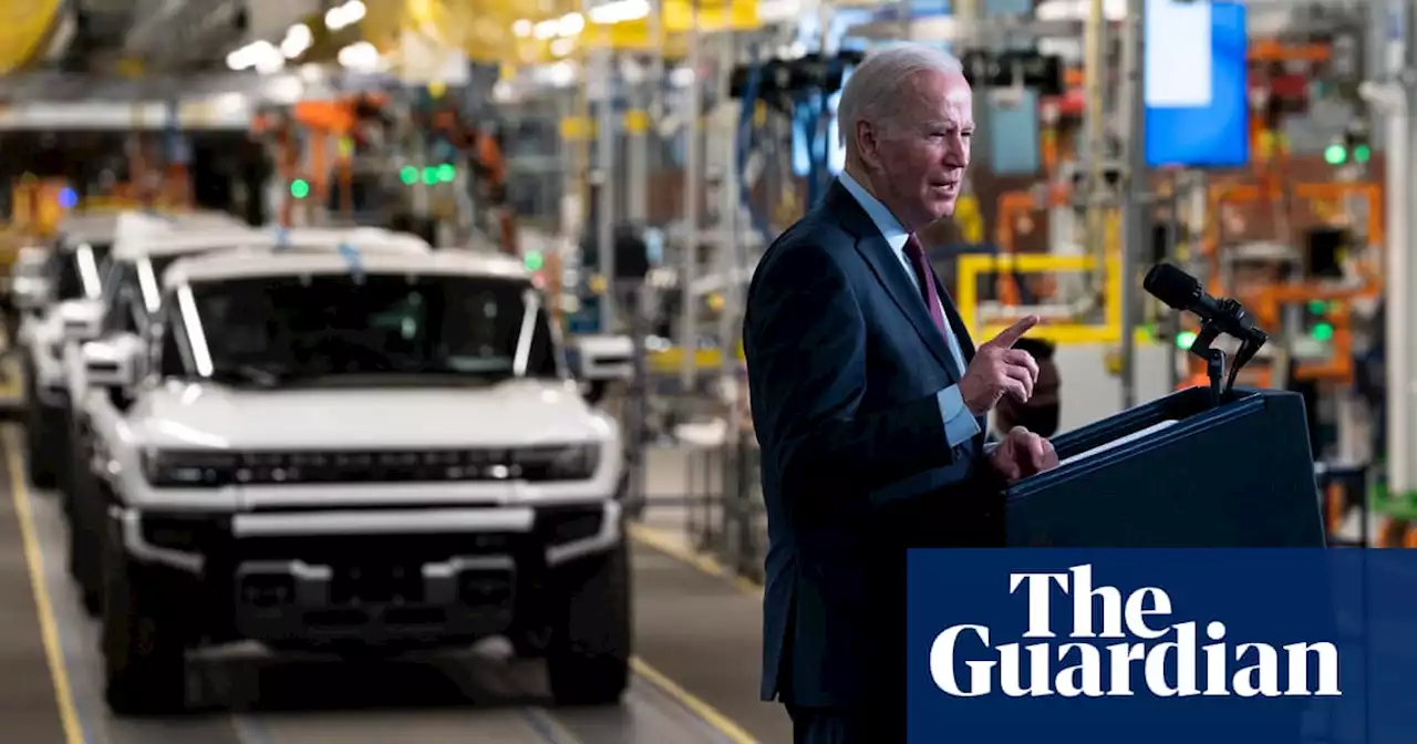 Biden administration plans to spend $5bn to build EV charging network across US