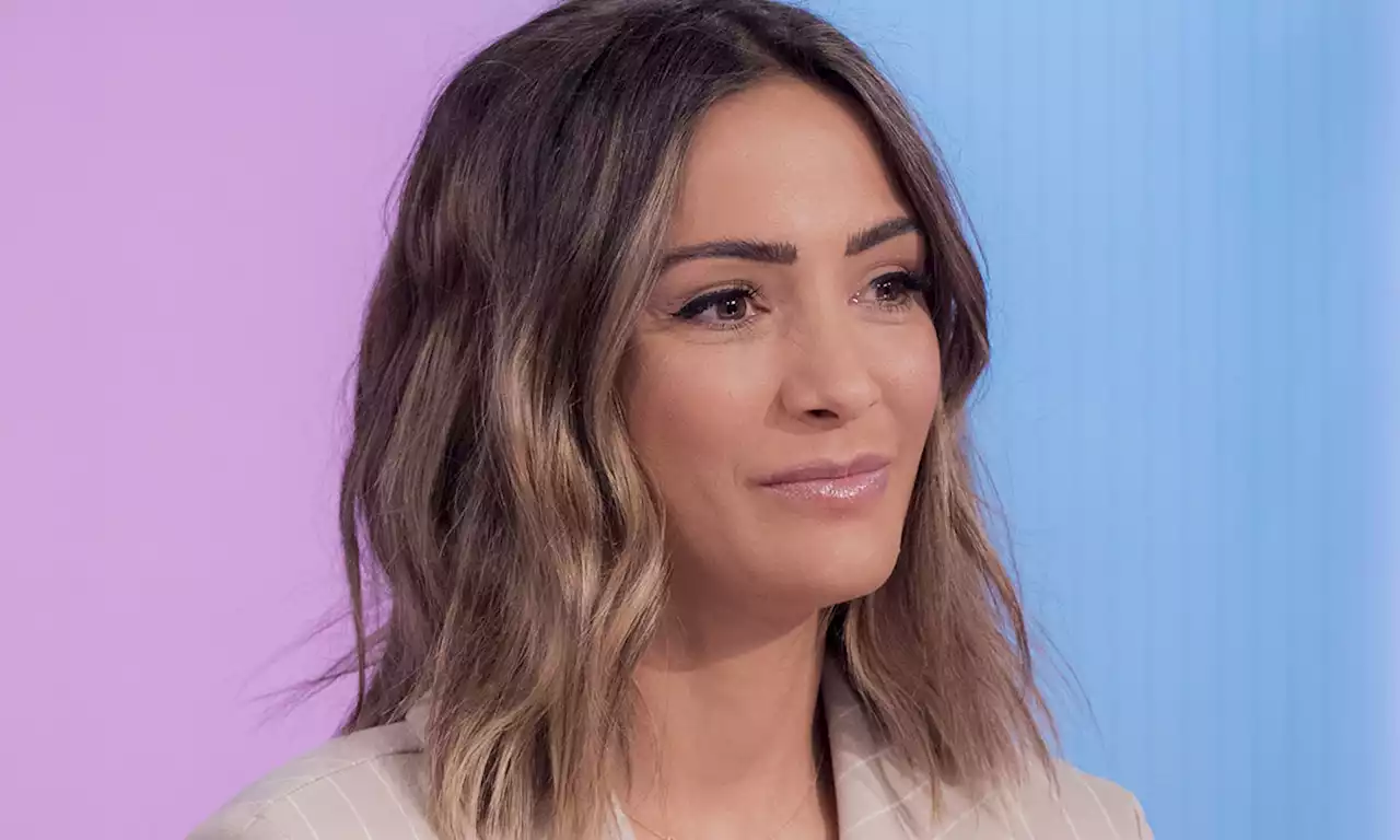 Frankie Bridge looks unbelievable in cropped power suit