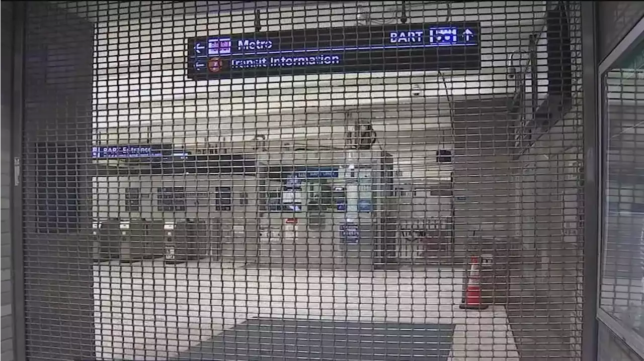 1 killed in Civic Center BART shooting, police arrest a man