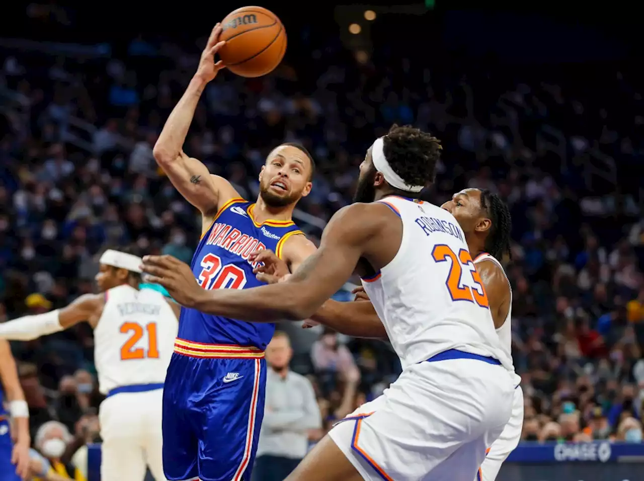 Warriors’ fourth quarter comeback falls short in loss to Knicks