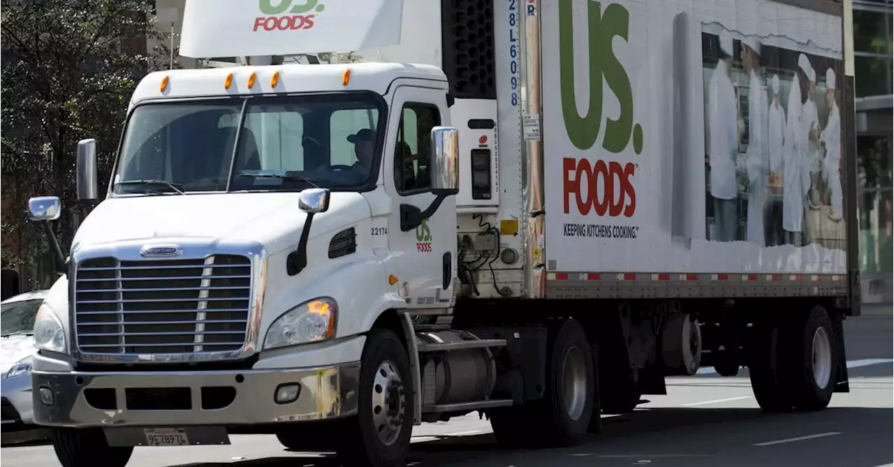 US Foods splits chief executive officer and chairman roles